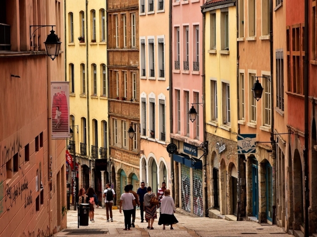 SIPA_01032980_000002